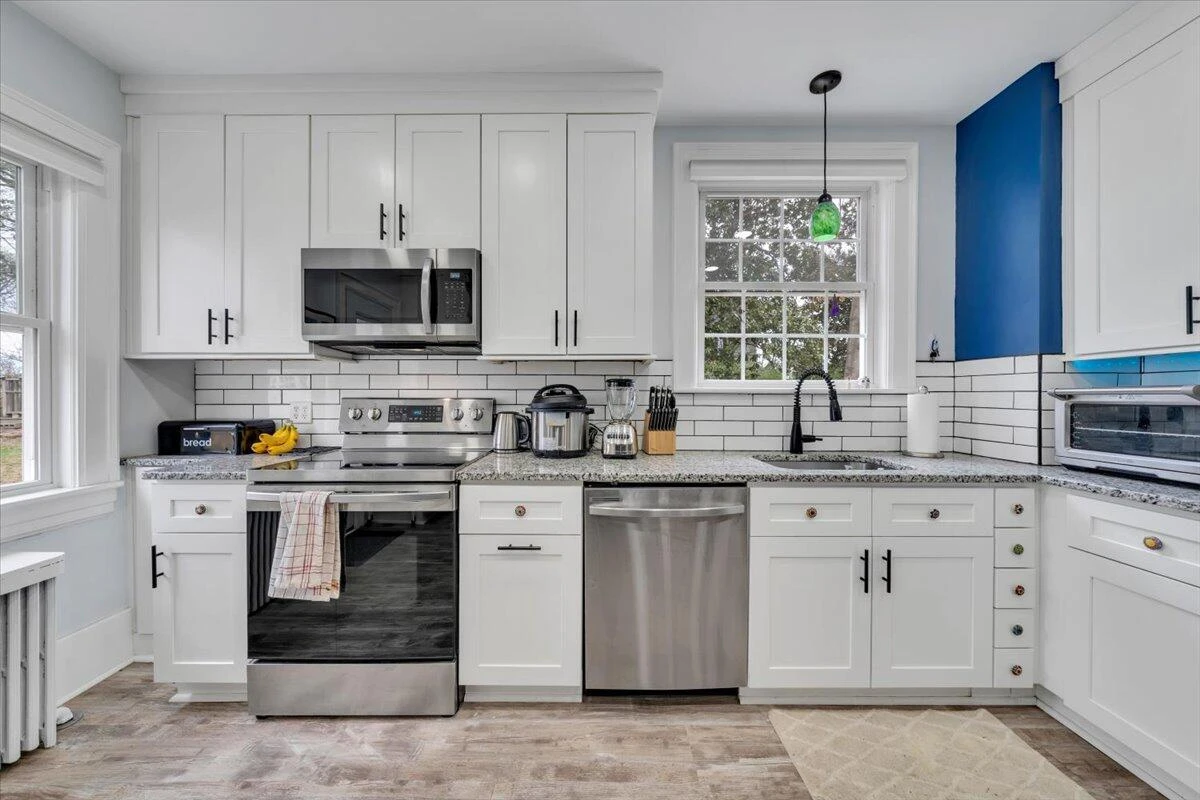 1729 Westover AVE - Photo 19