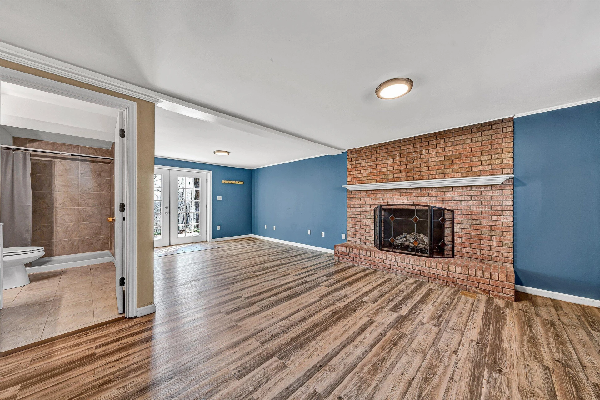 2360 Iron Ridge RD - Photo 18