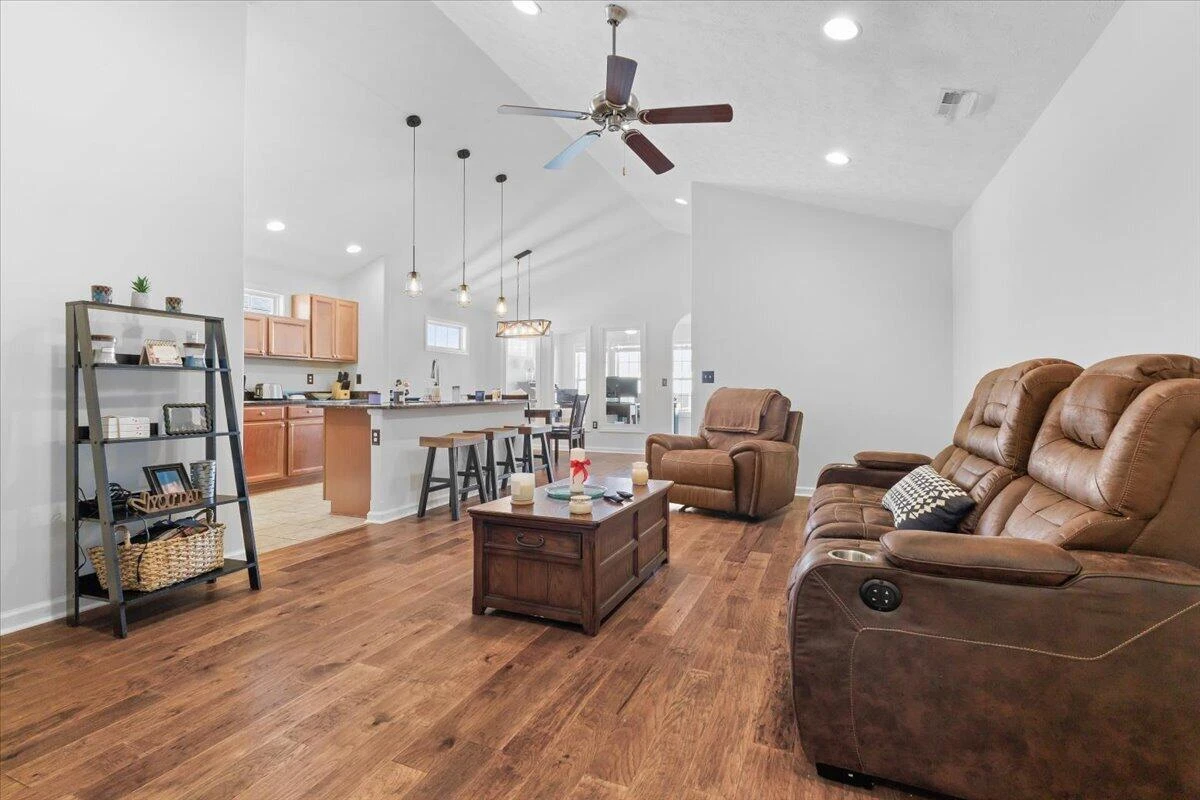 2150 Giles DR - Photo 11