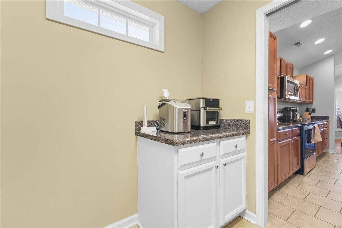 2150 Giles DR - Photo 19