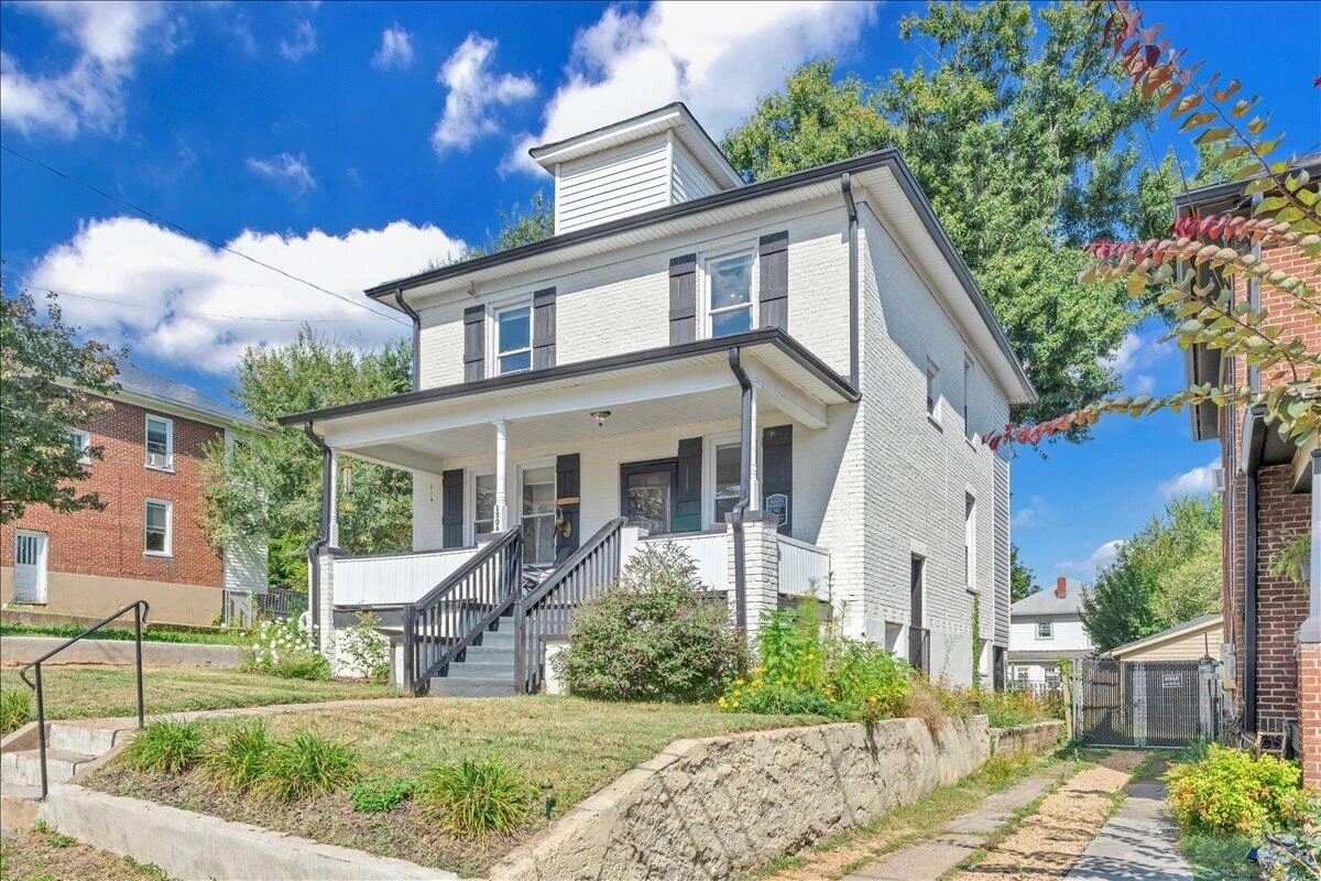 1506 7Th ST - Photo 2