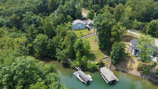 174 Virginia Key TRL, Union Hall, VA, 24176