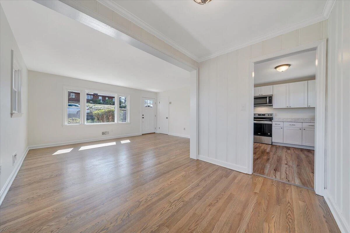 1089 Glenn Ridge RD - Photo 10