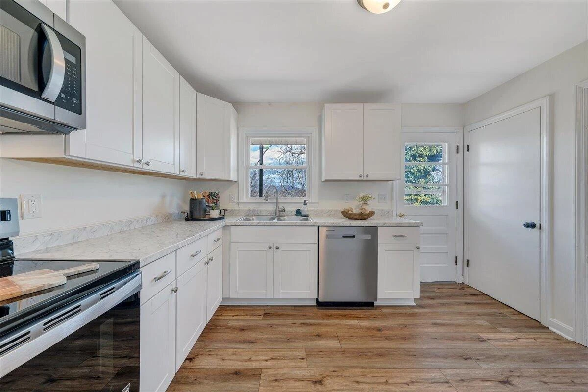 1089 Glenn Ridge RD - Photo 12