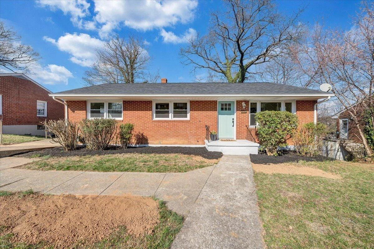 1089 Glenn Ridge RD - Photo 2