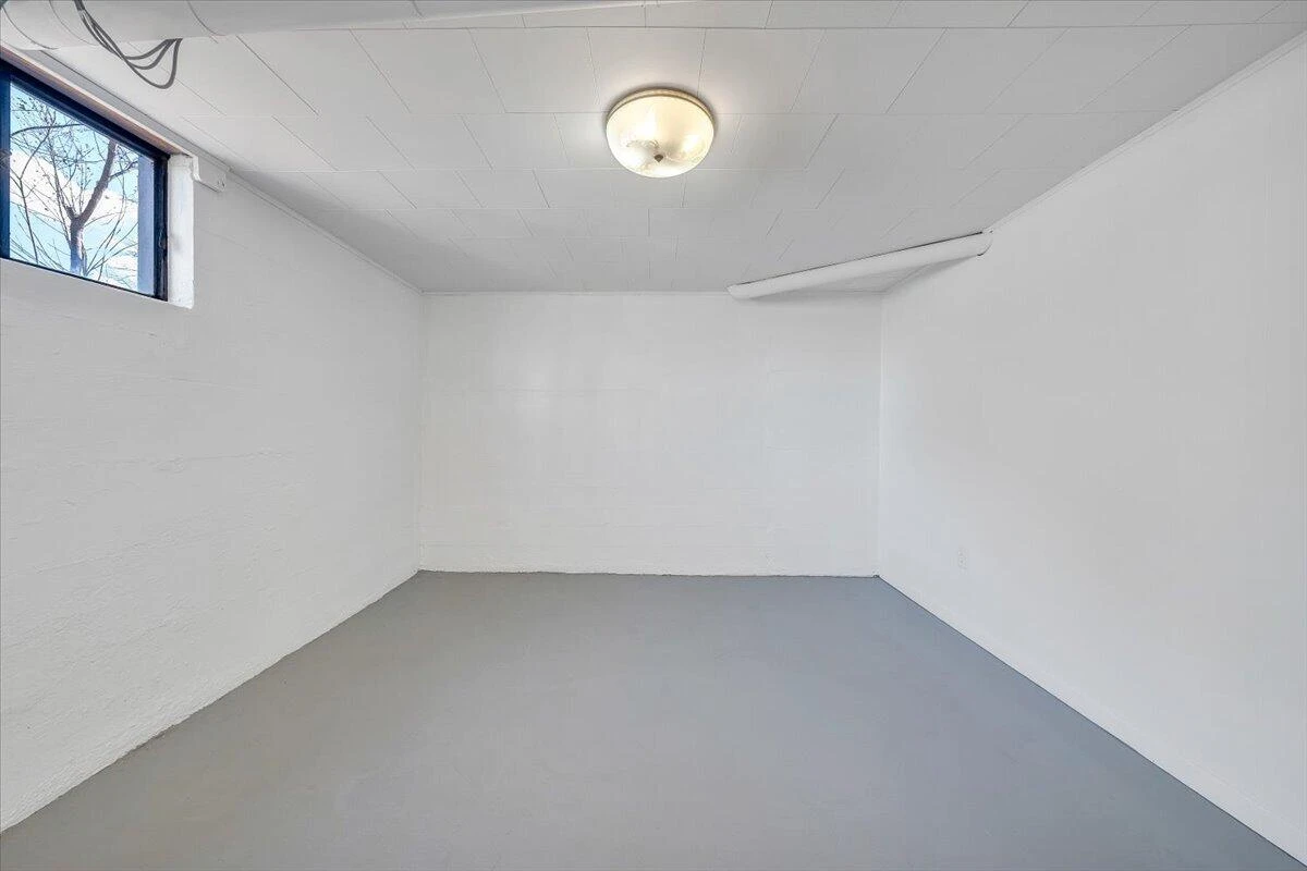 1089 Glenn Ridge RD - Photo 25