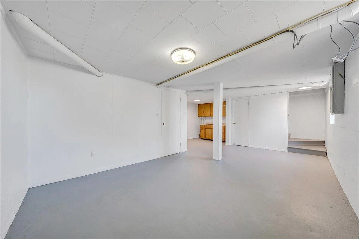 1089 Glenn Ridge RD - Photo 26