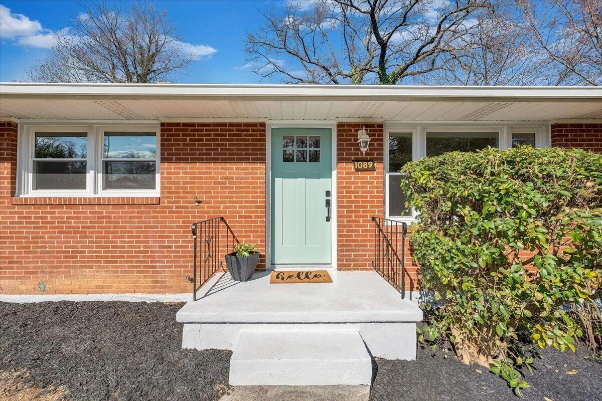 1089 Glenn Ridge RD - Photo 3