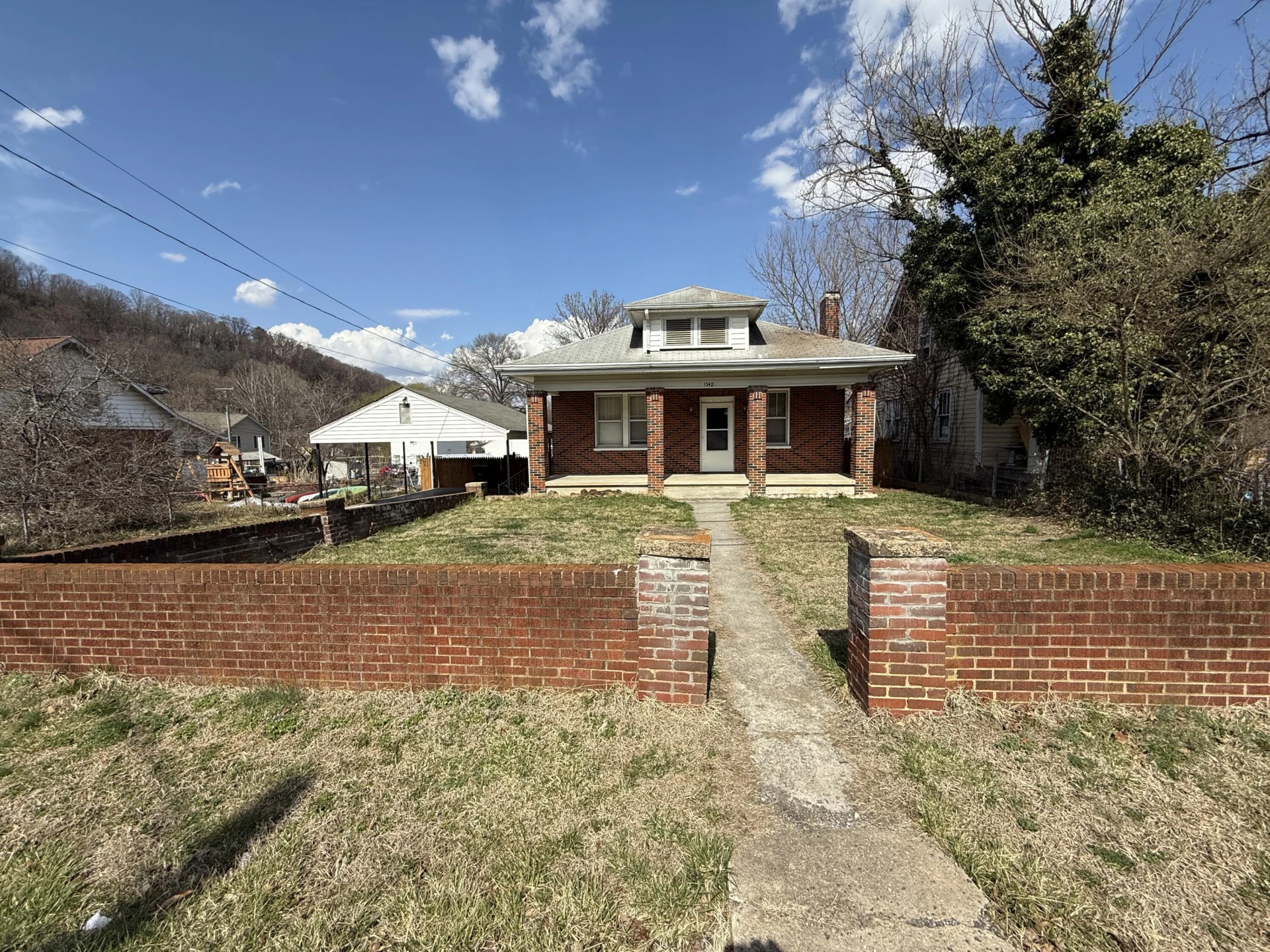 1342 Craig Robertson RD - Photo 2