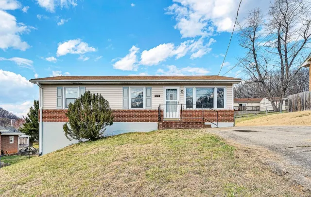 1378 Craig Robertson RD