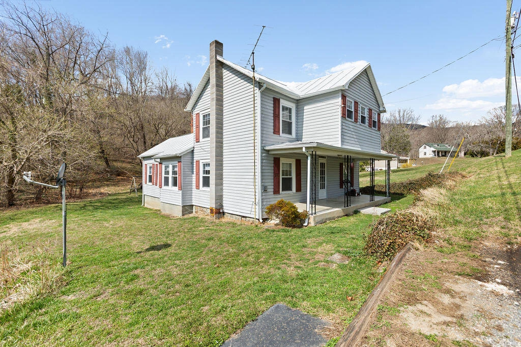 121 Branch RD