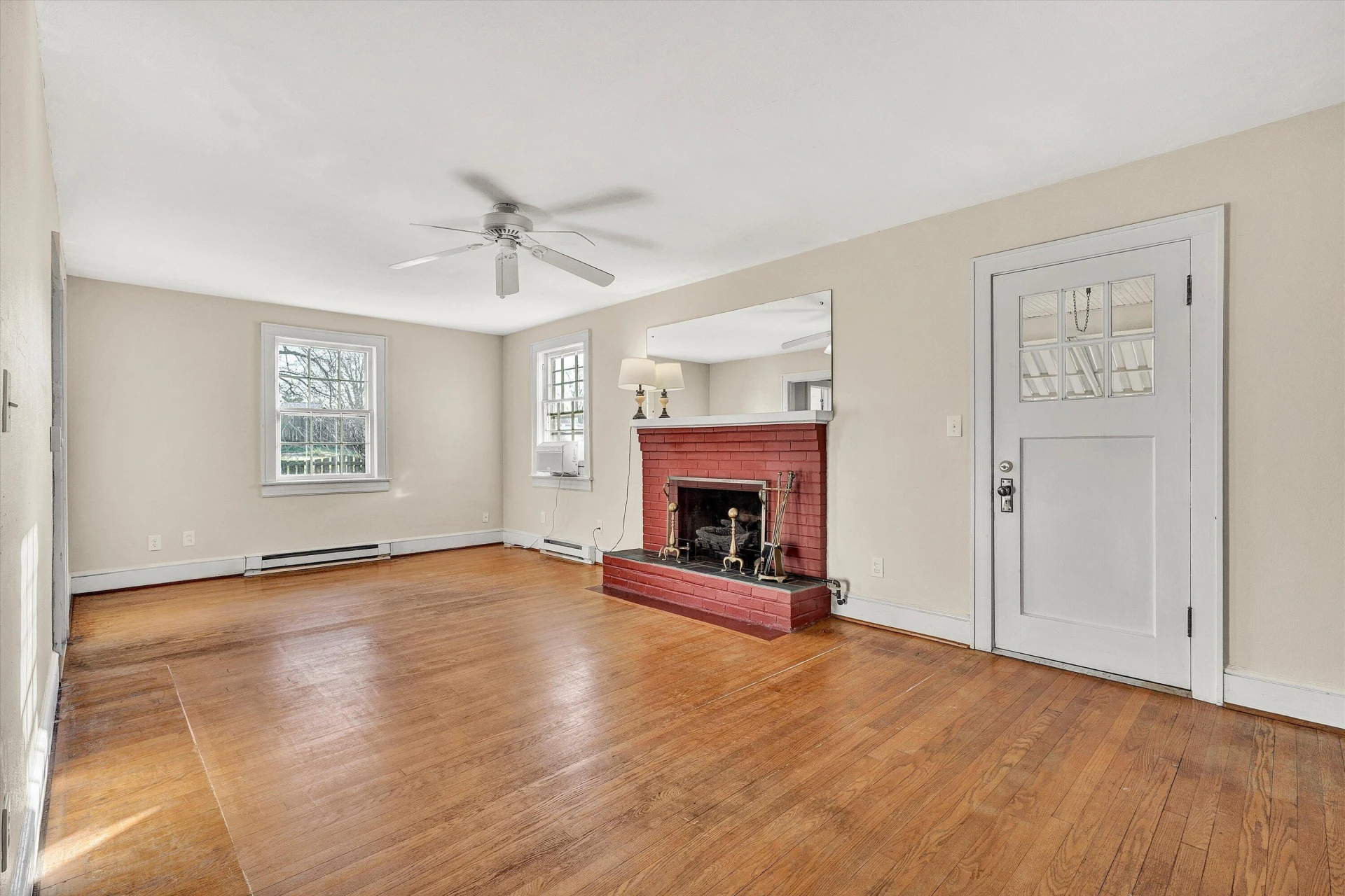 3339 Collingwood ST - Photo 9