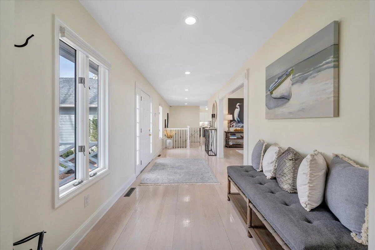110 Windward DR - Photo 15
