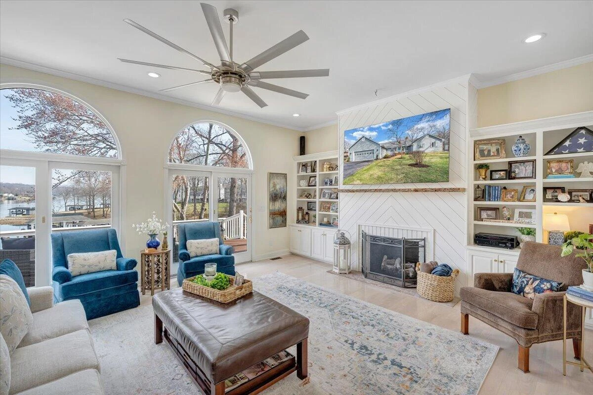 110 Windward DR - Photo 21