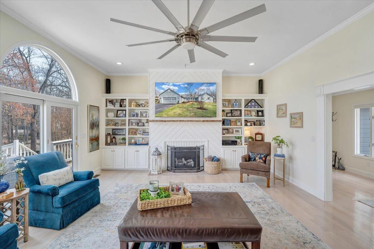 110 Windward DR - Photo 22