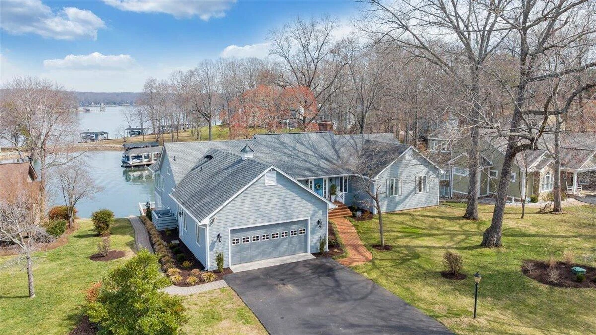 110 Windward DR - Photo 3