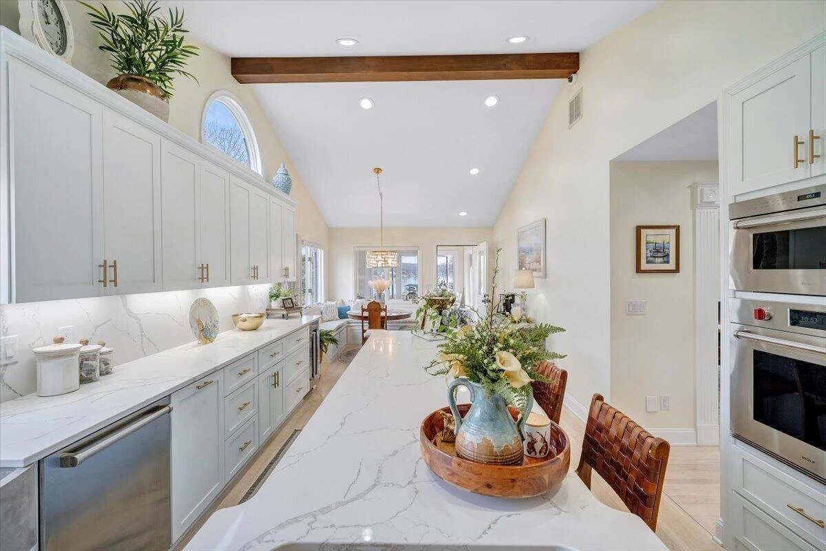 110 Windward DR - Photo 38
