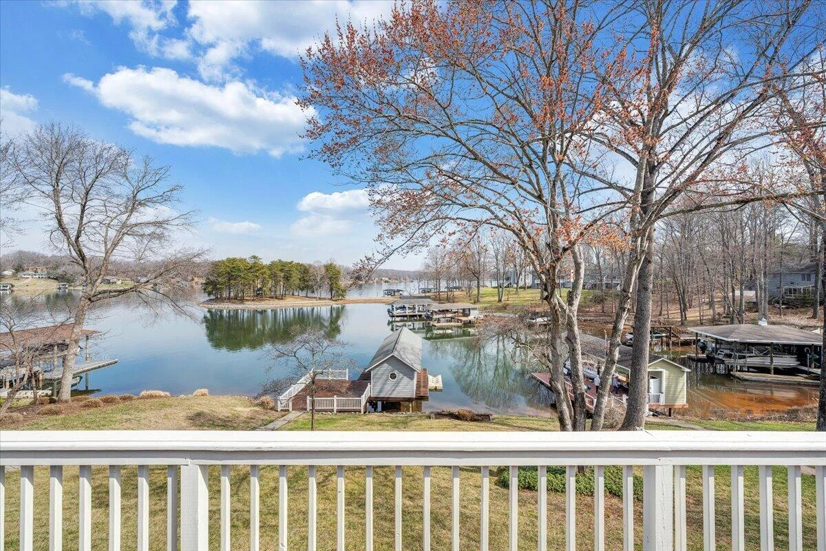 110 Windward DR - Photo 4