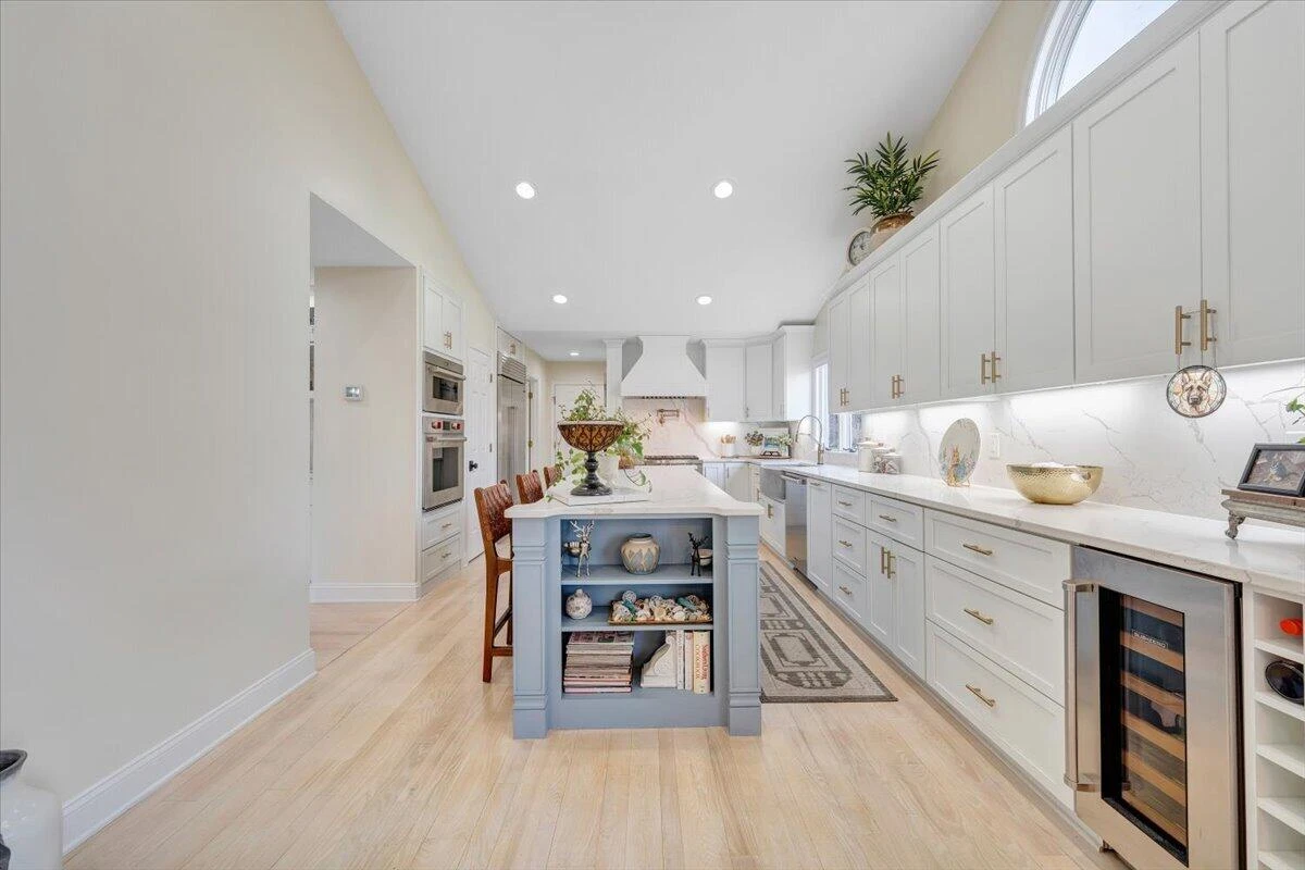110 Windward DR - Photo 45