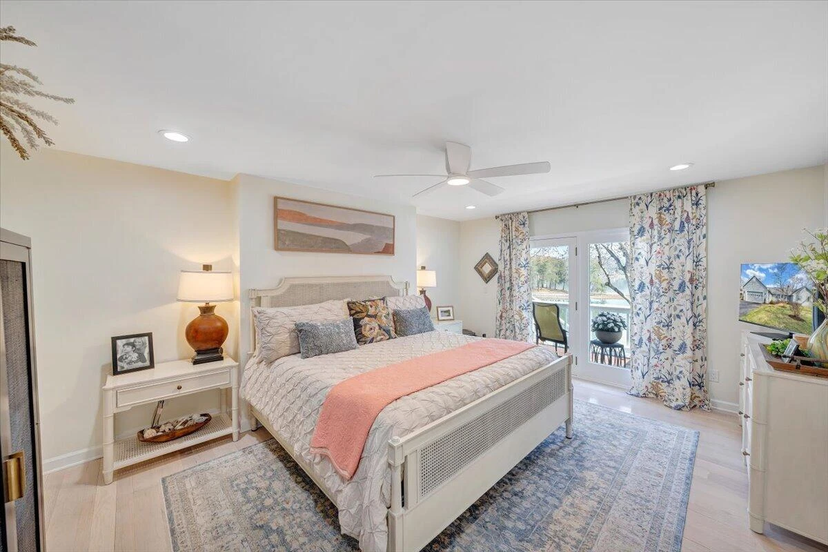 110 Windward DR - Photo 51