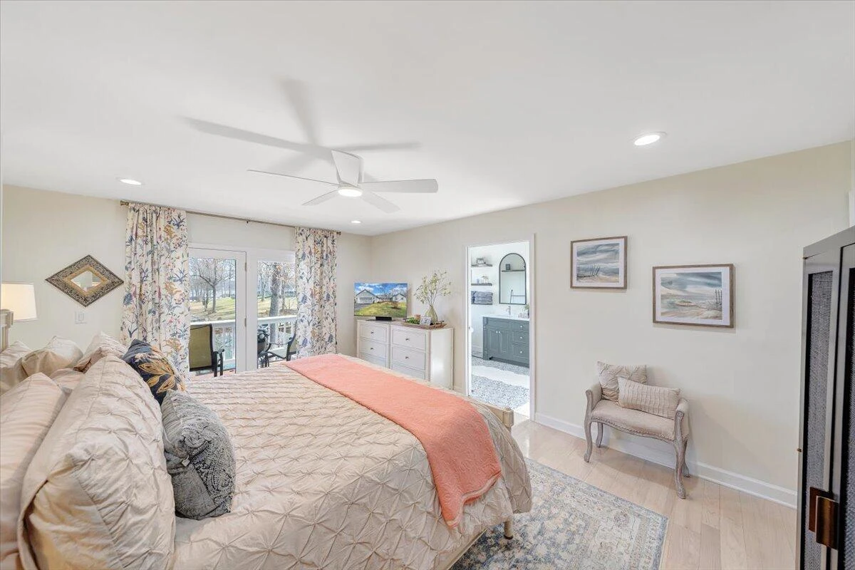 110 Windward DR - Photo 54