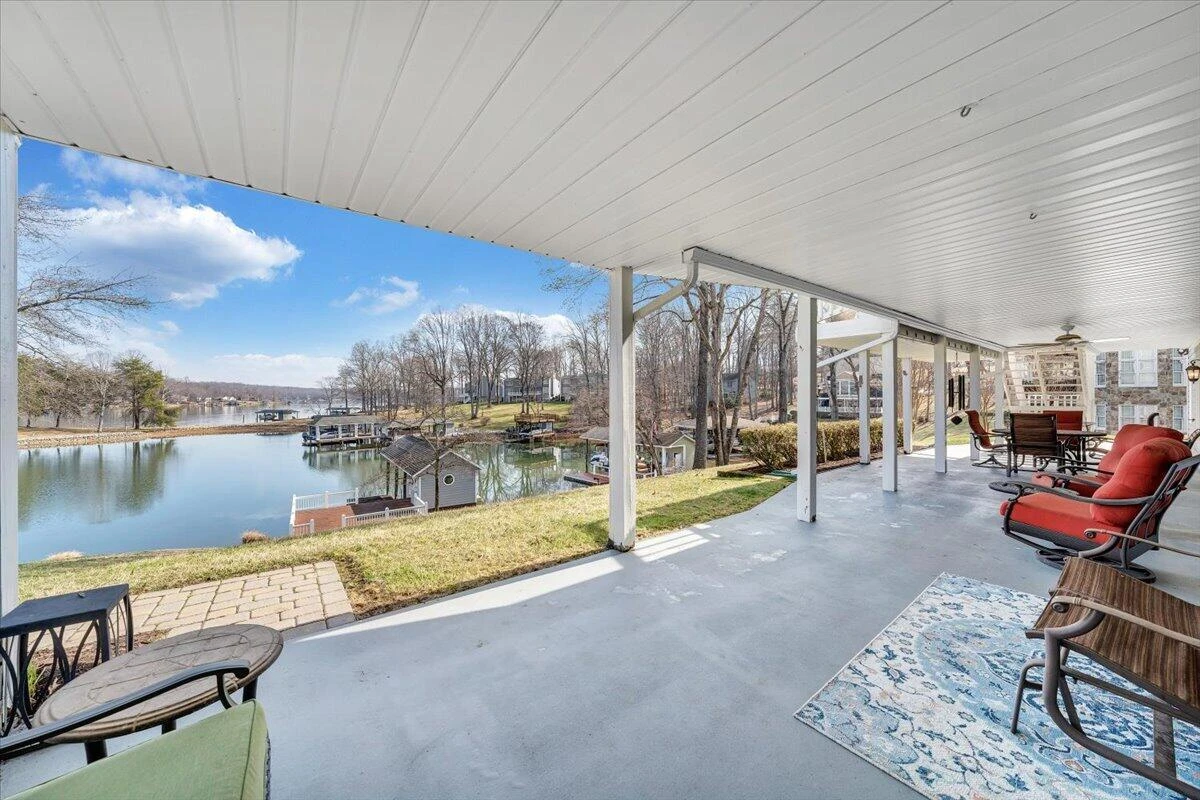 110 Windward DR - Photo 89