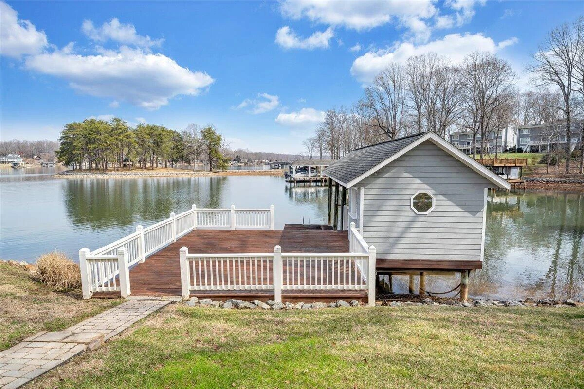 110 Windward DR - Photo 95