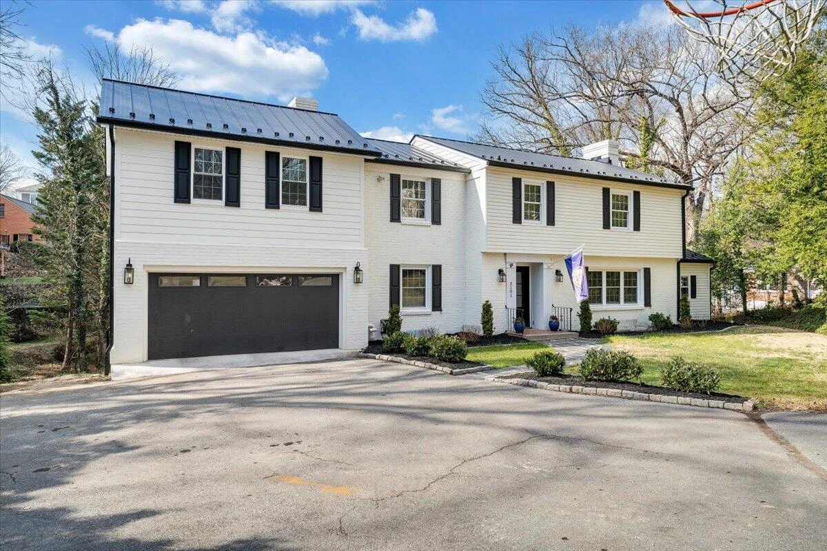 3101 Maywood RD