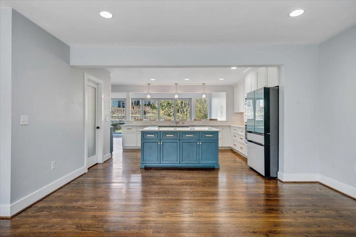 3101 Maywood RD - Photo 15