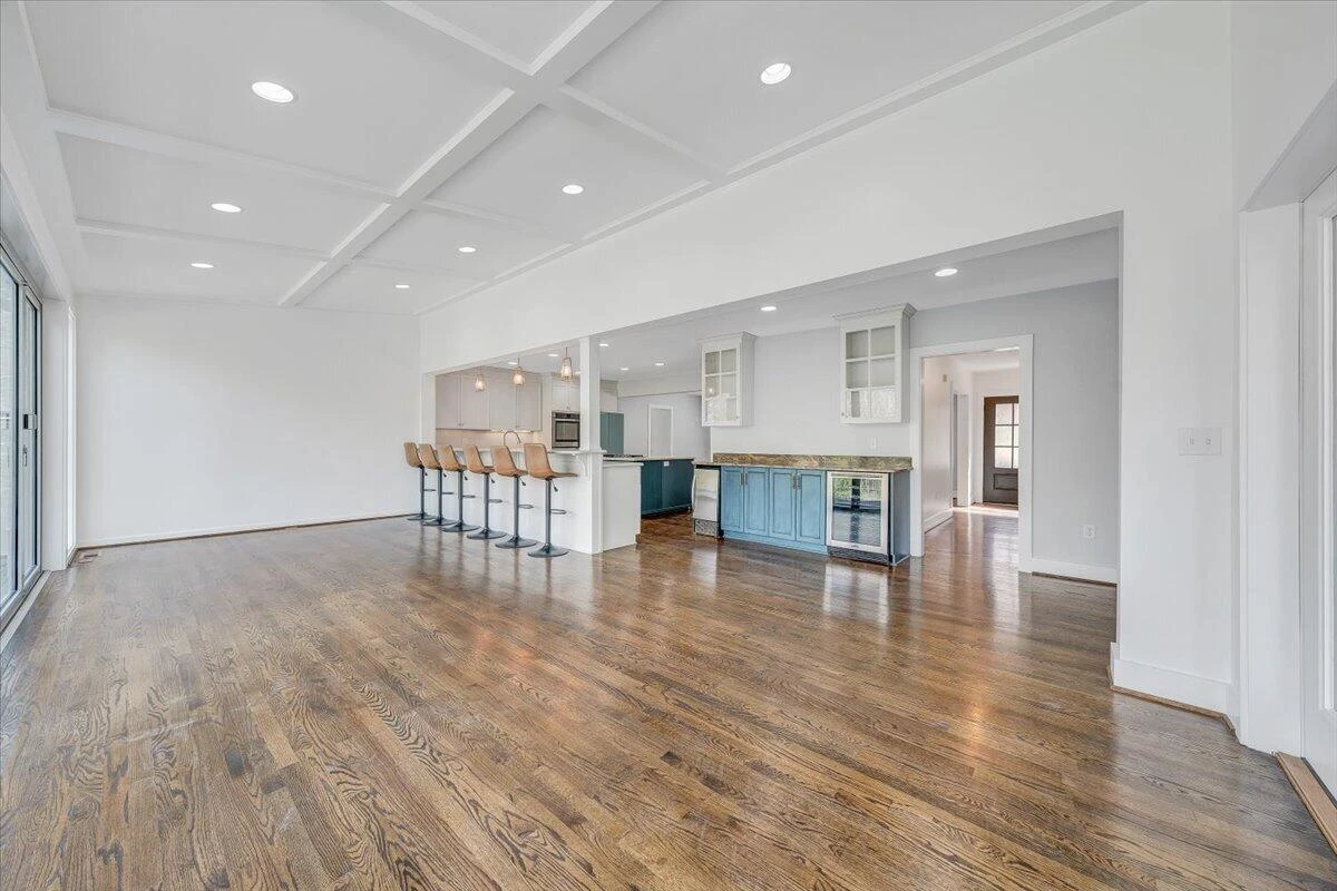 3101 Maywood RD - Photo 25
