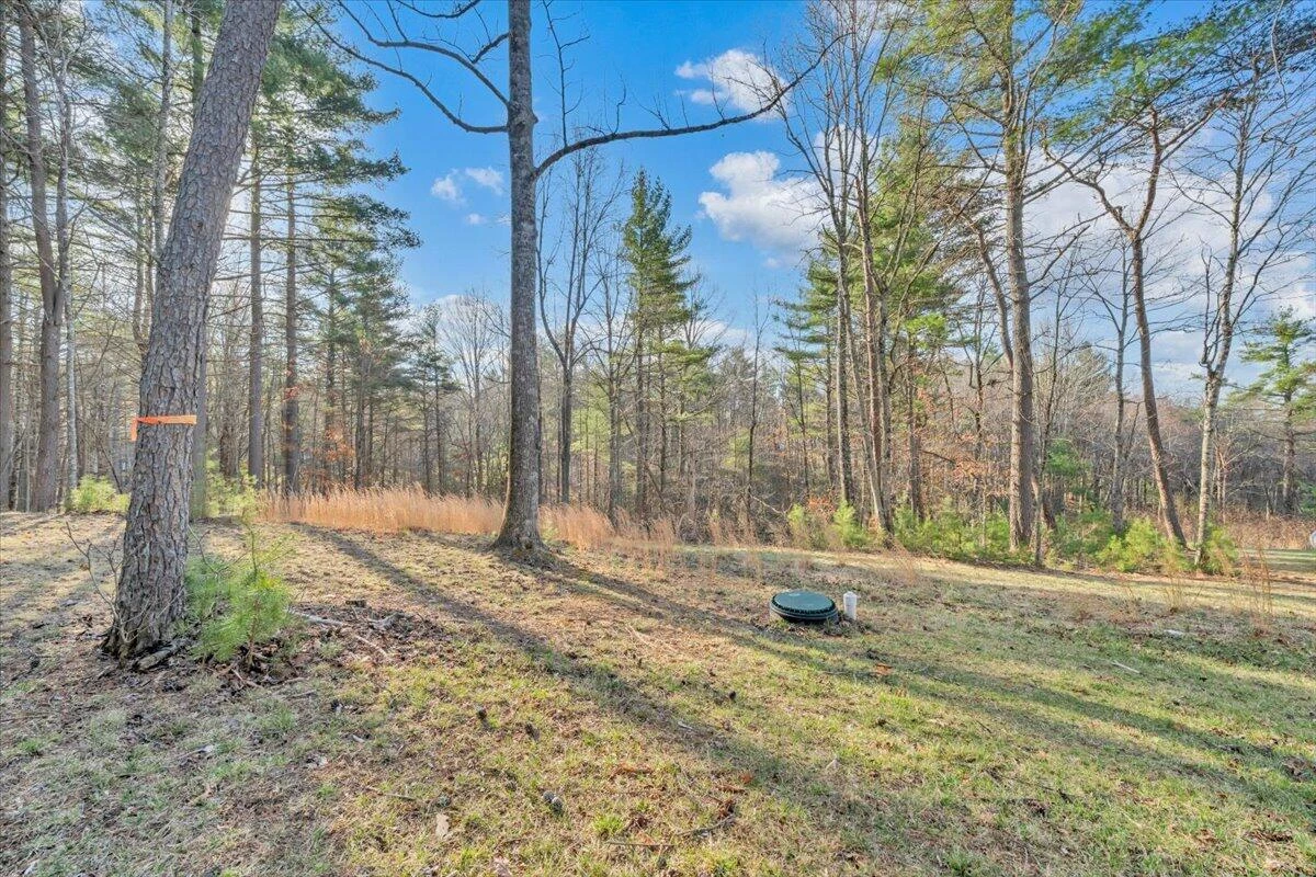 738 Jerry LN - Photo 20