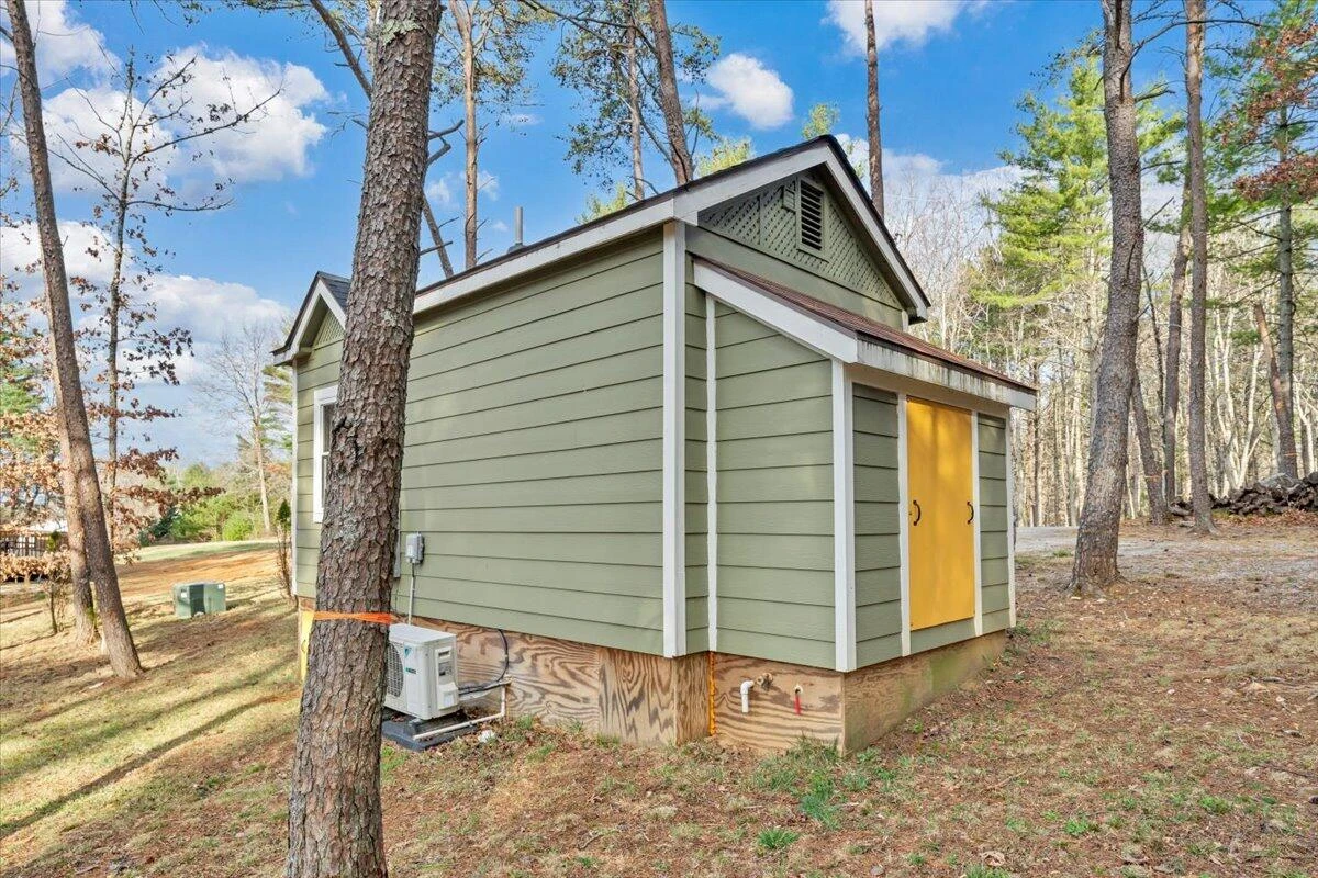 738 Jerry LN - Photo 27