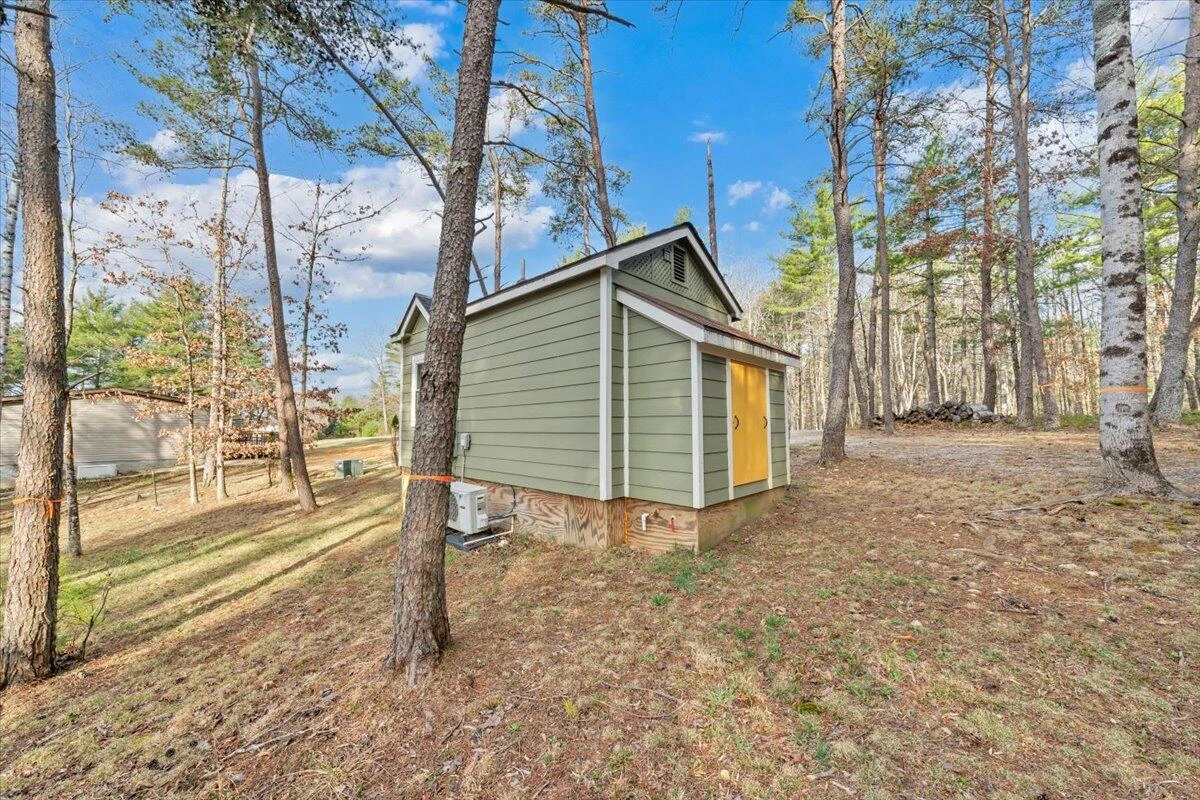 738 Jerry LN - Photo 28