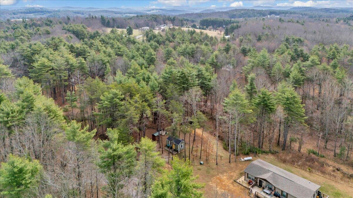 738 Jerry LN - Photo 44