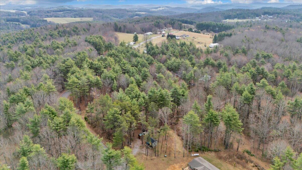 738 Jerry LN - Photo 47