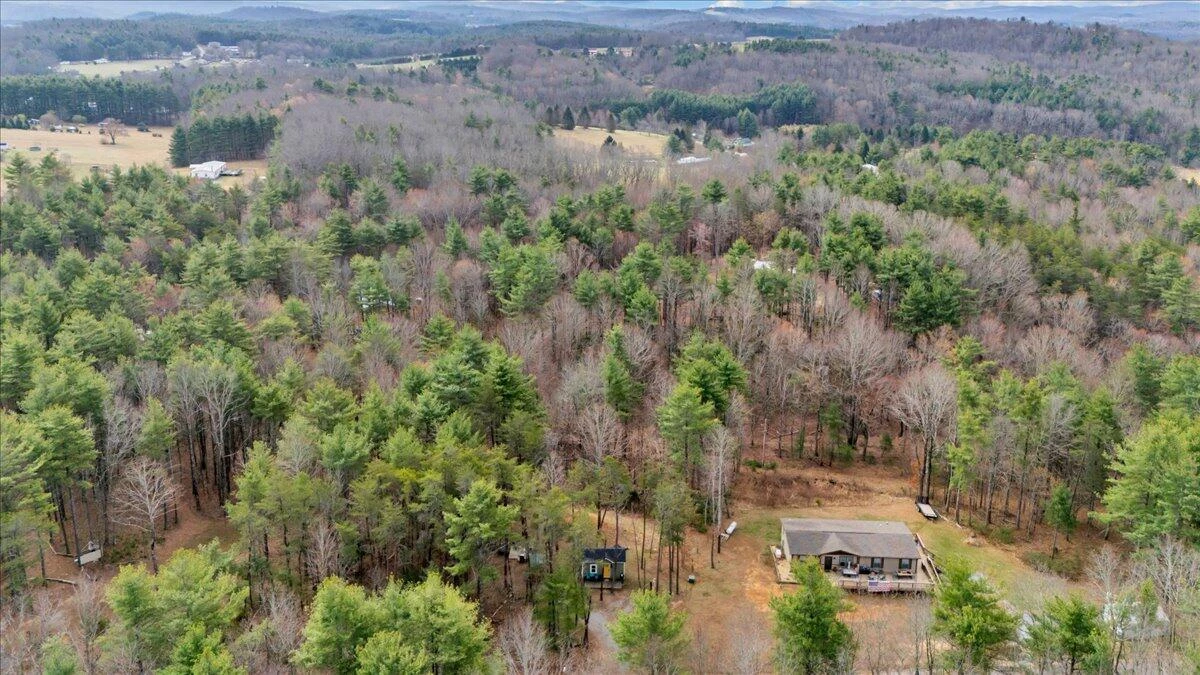 738 Jerry LN - Photo 49