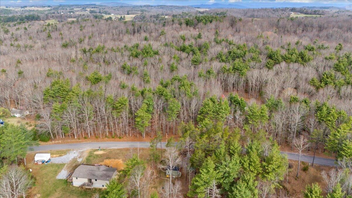 738 Jerry LN - Photo 52