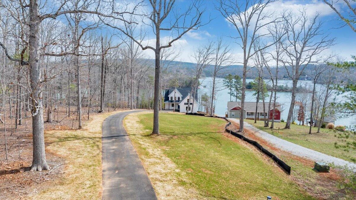 1216 Runaway Bay RD - Photo 107