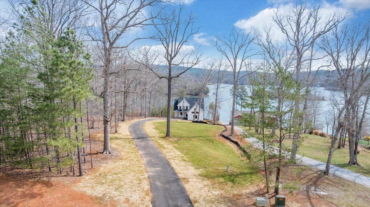 1216 Runaway Bay RD - Photo 108