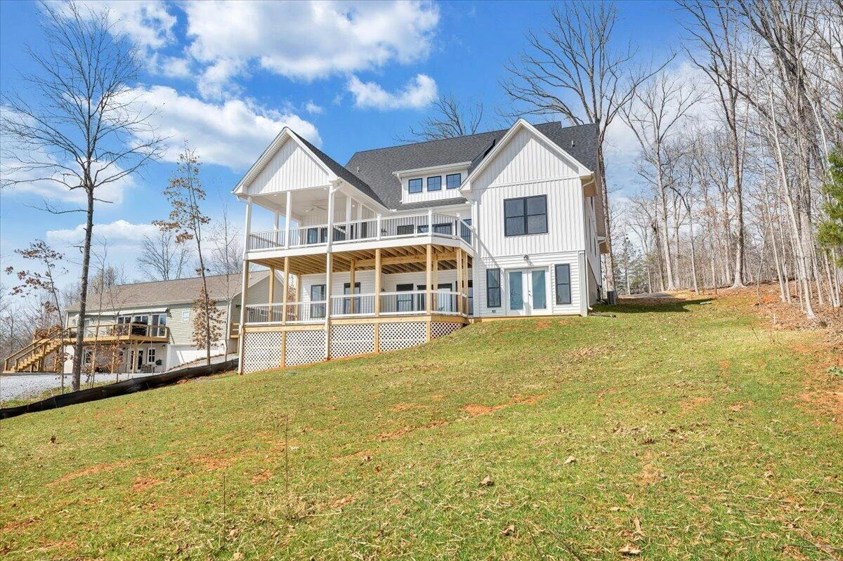 1216 Runaway Bay RD - Photo 77