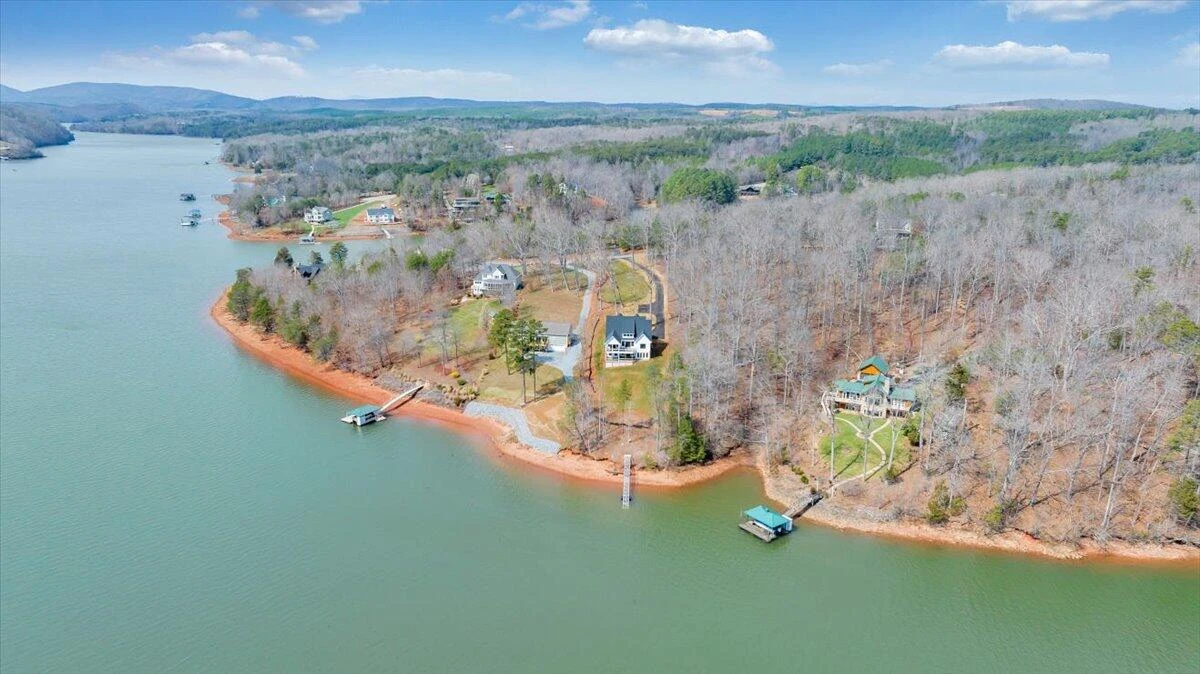1216 Runaway Bay RD - Photo 89