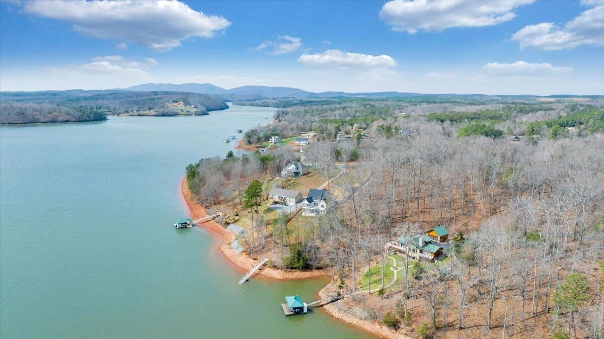 1216 Runaway Bay RD - Photo 92