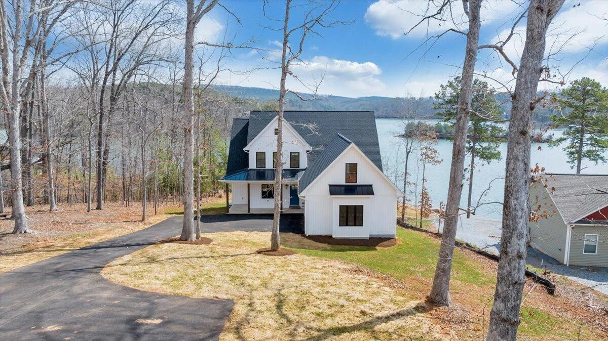 1216 Runaway Bay RD - Photo 100