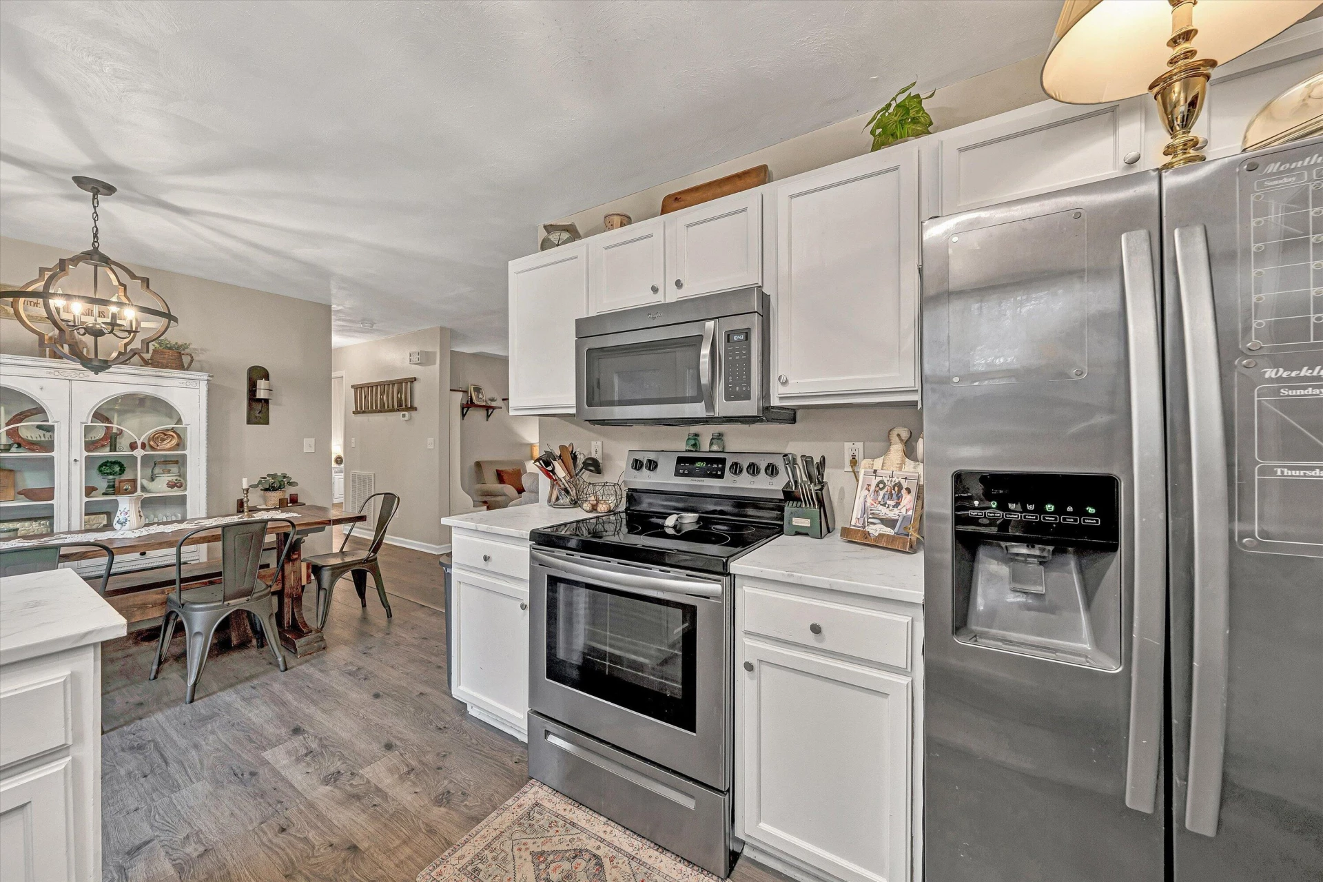 1328 Morewood RD - Photo 9