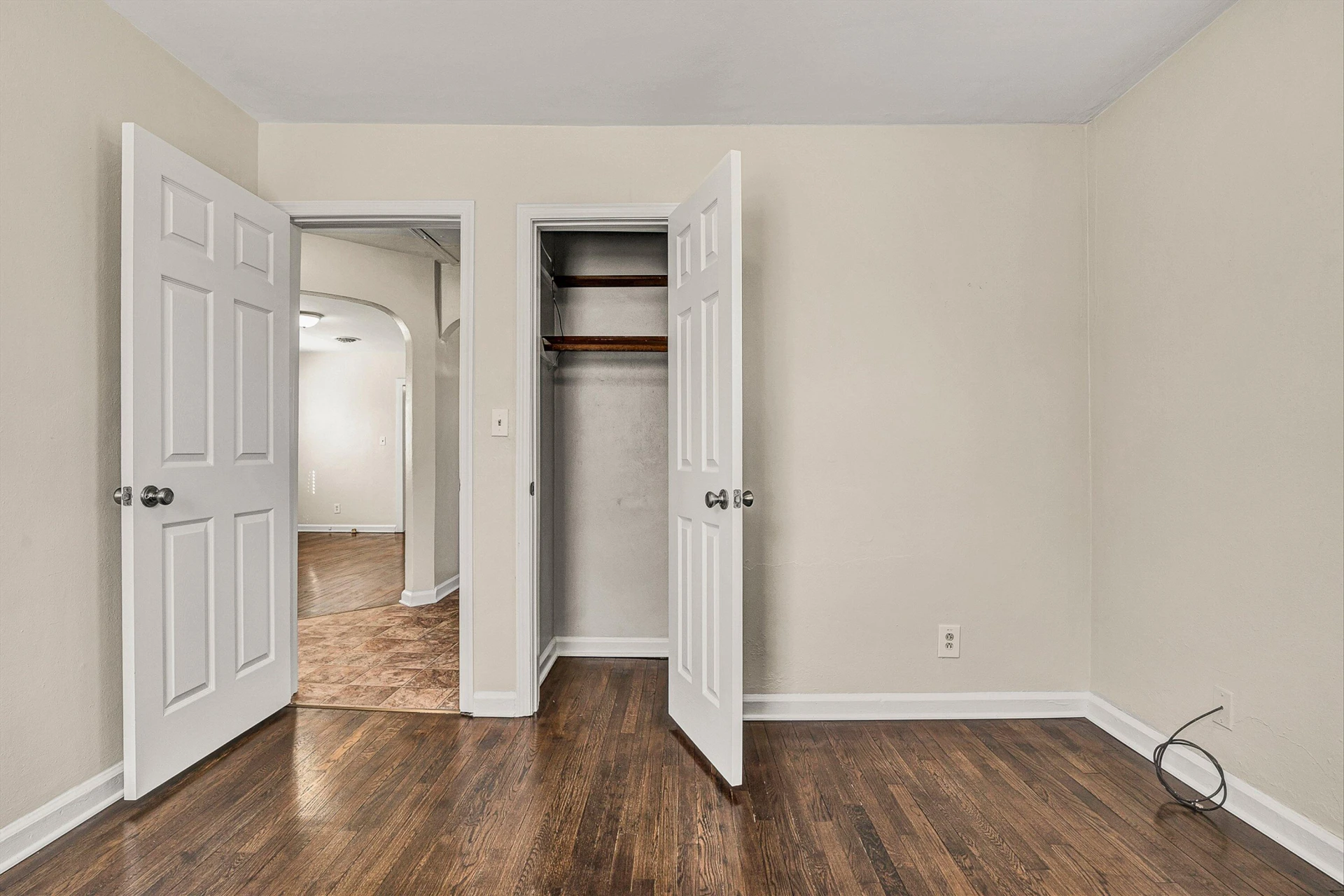 2705 Forest Hill AVE - Photo 17