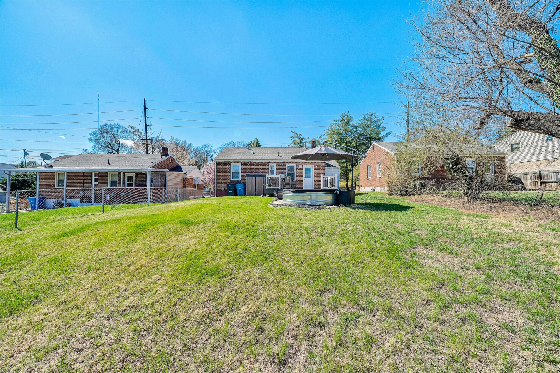 2705 Forest Hill AVE - Photo 24