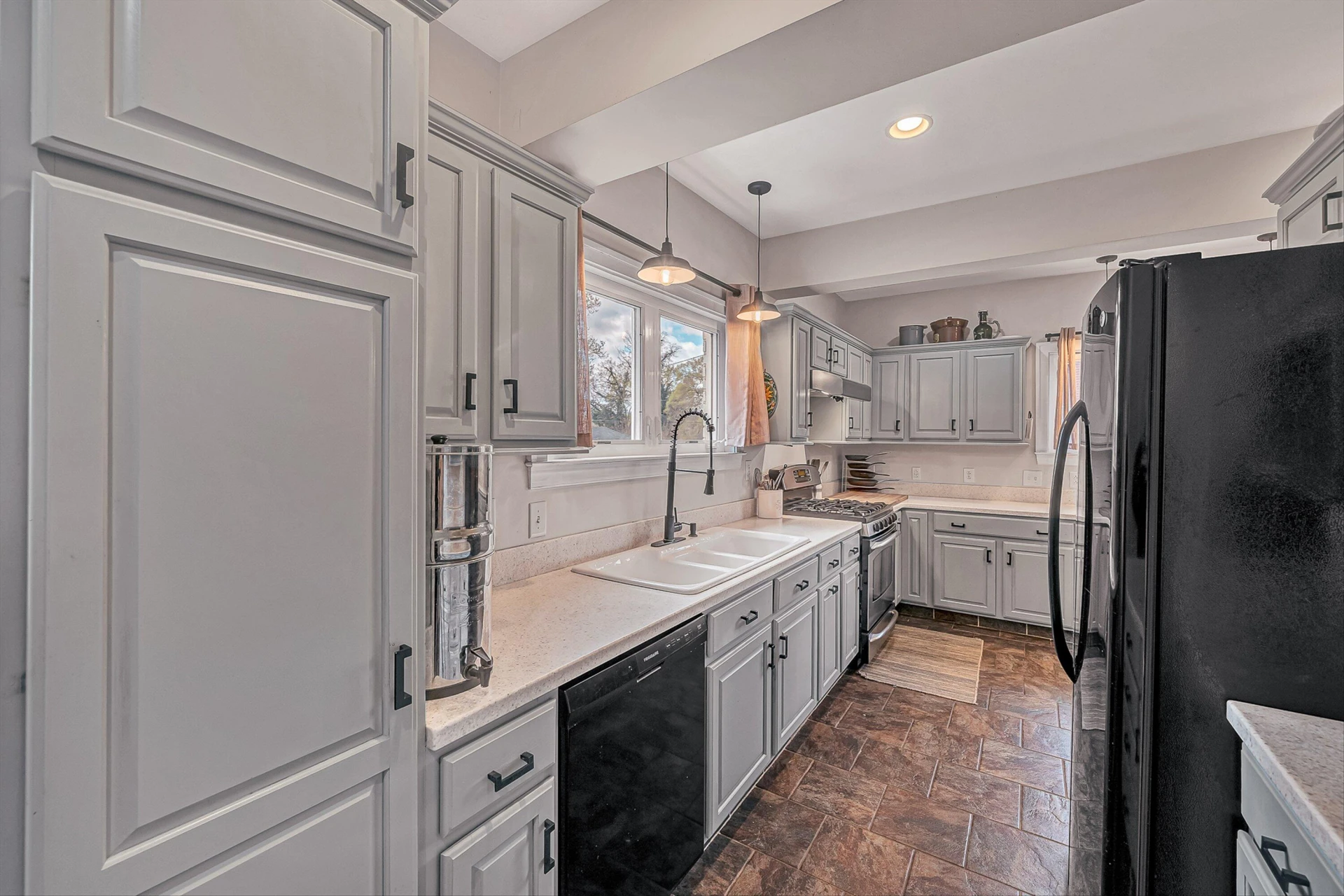 1246 Wasena AVE - Photo 25
