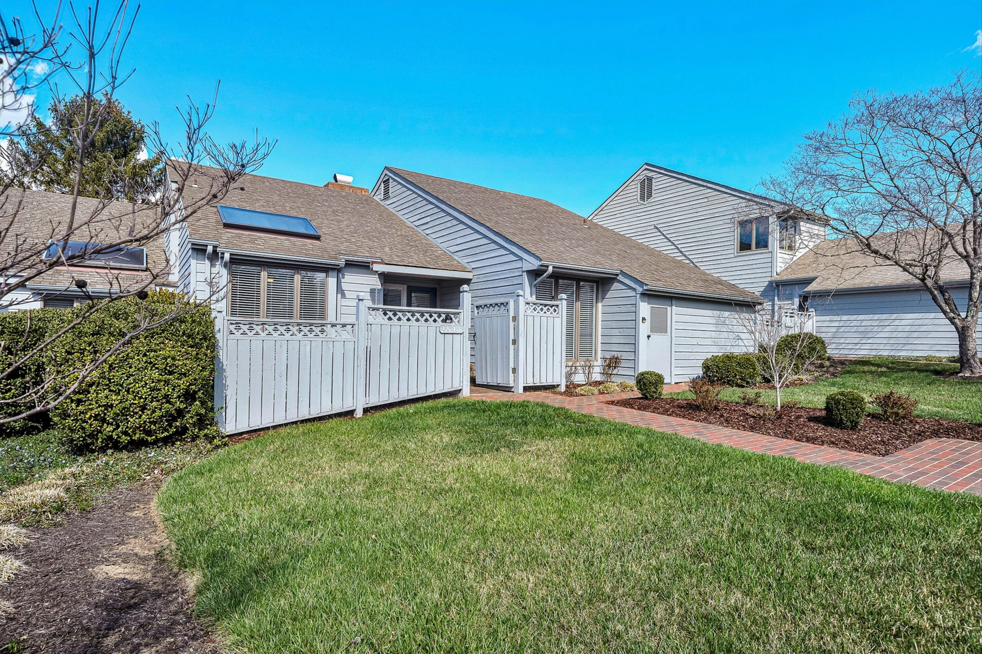 2518 Clearing RD - Photo 2