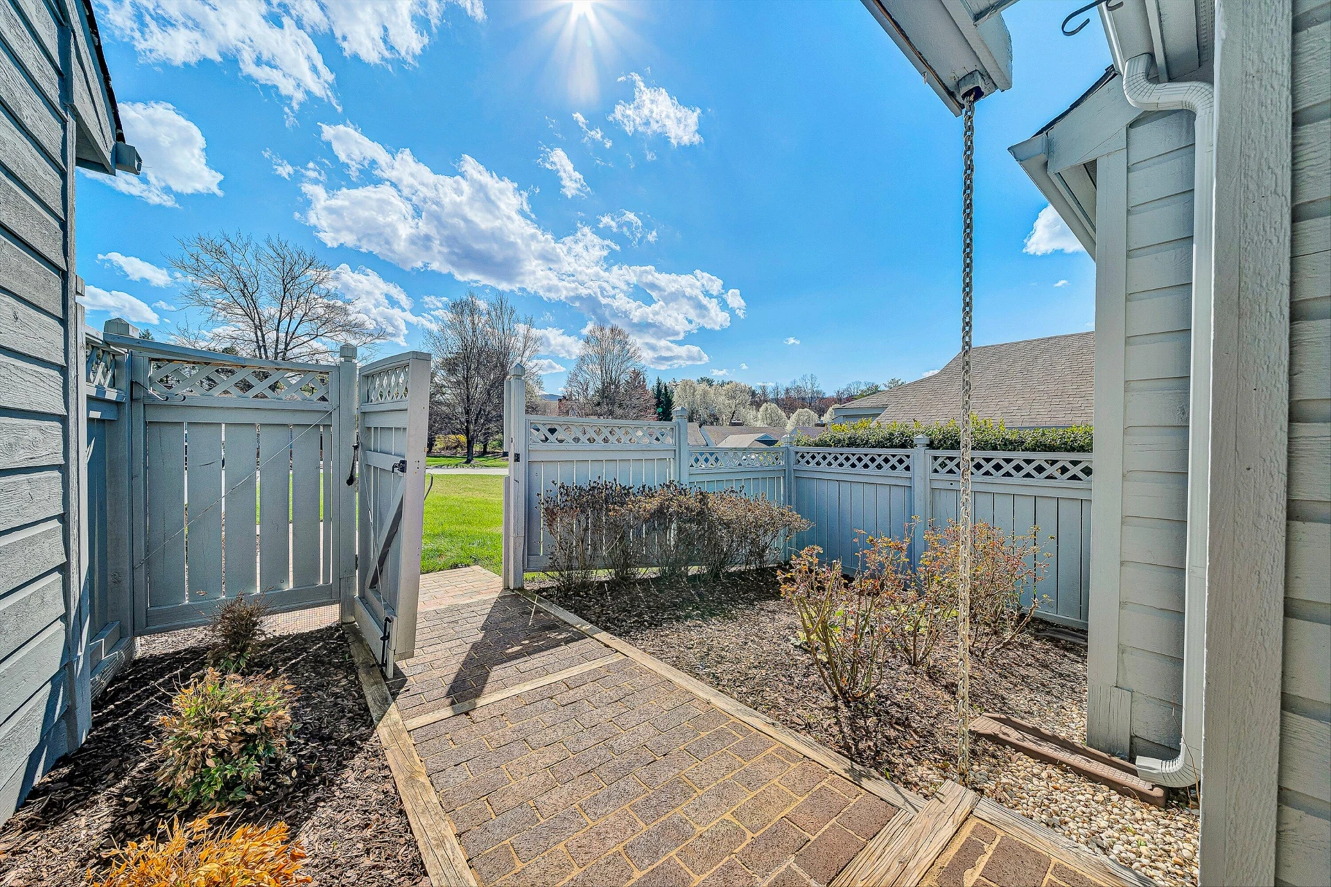 2518 Clearing RD - Photo 6