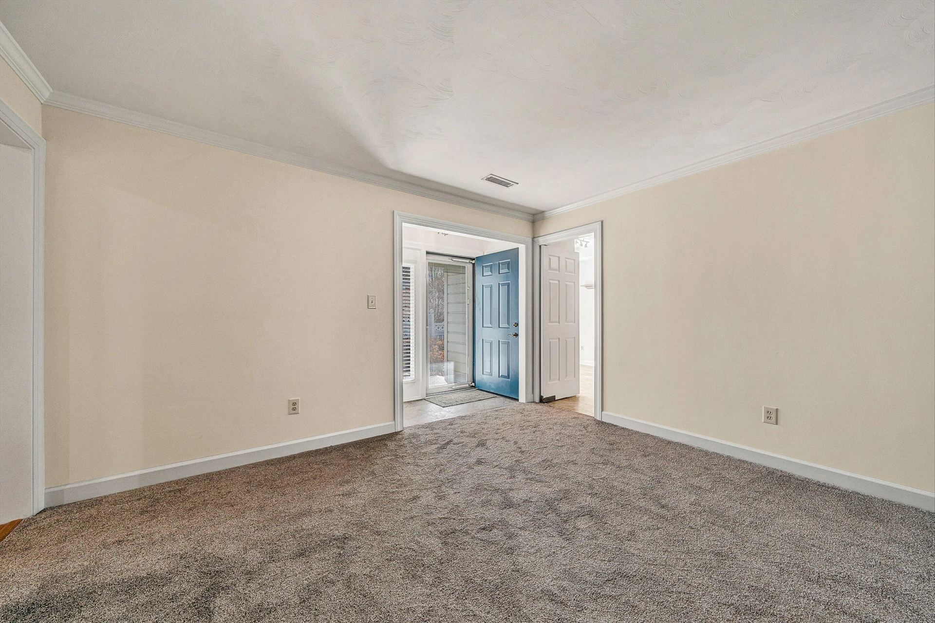 2518 Clearing RD - Photo 8
